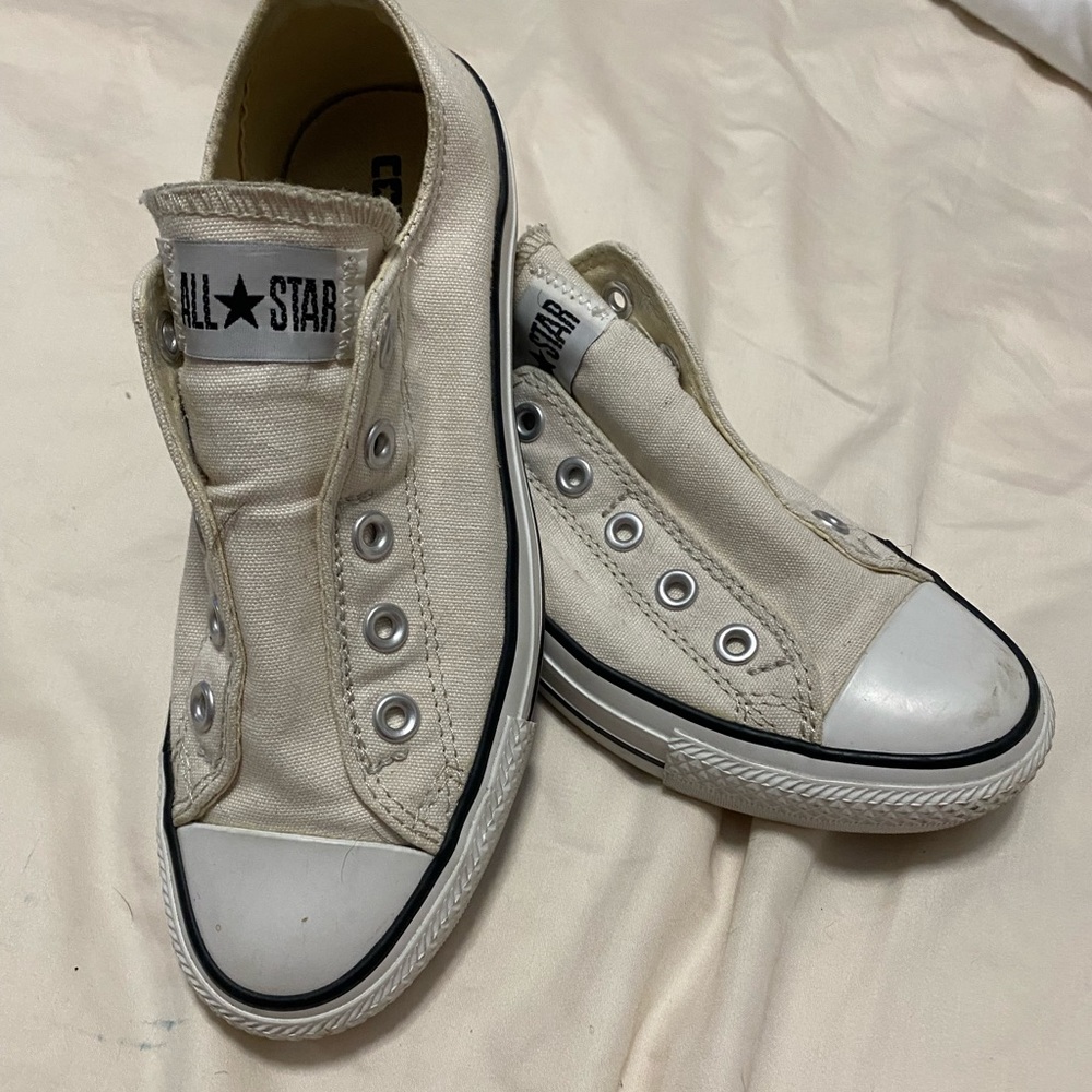 Converse All Star Slip on Mens 4. Wms 6 Off White